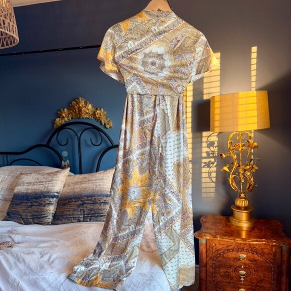 NWT Yellow Paisley Satin Wrap Top & High Rise Wide Leg Pants Set - Picture 9 of 12